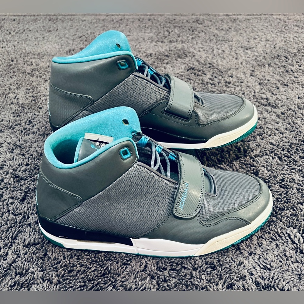 Jordan Flight Club 90s Men’s Size 12 Cool Grey Gamma Blue 602661-015 Nike